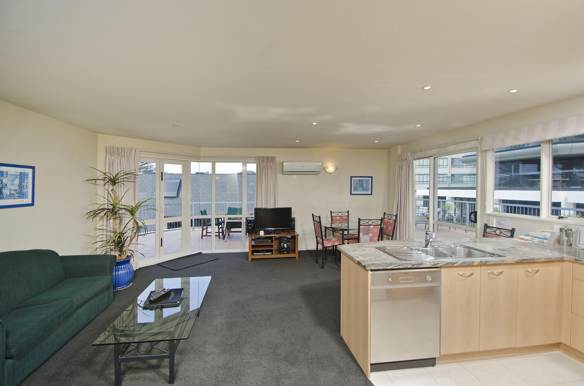 Pavilion Beachfront Apartments Mount Maunganui Kültér fotó