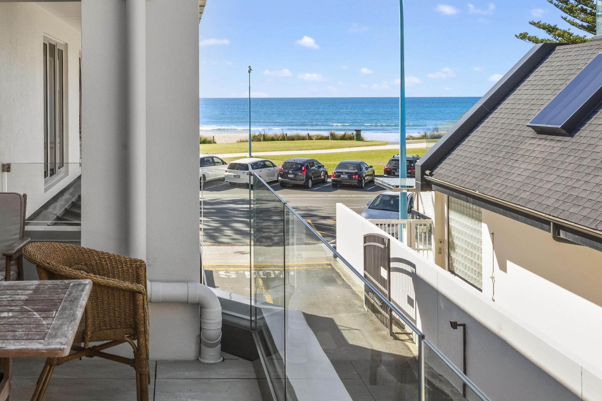Pavilion Beachfront Apartments Mount Maunganui Kültér fotó